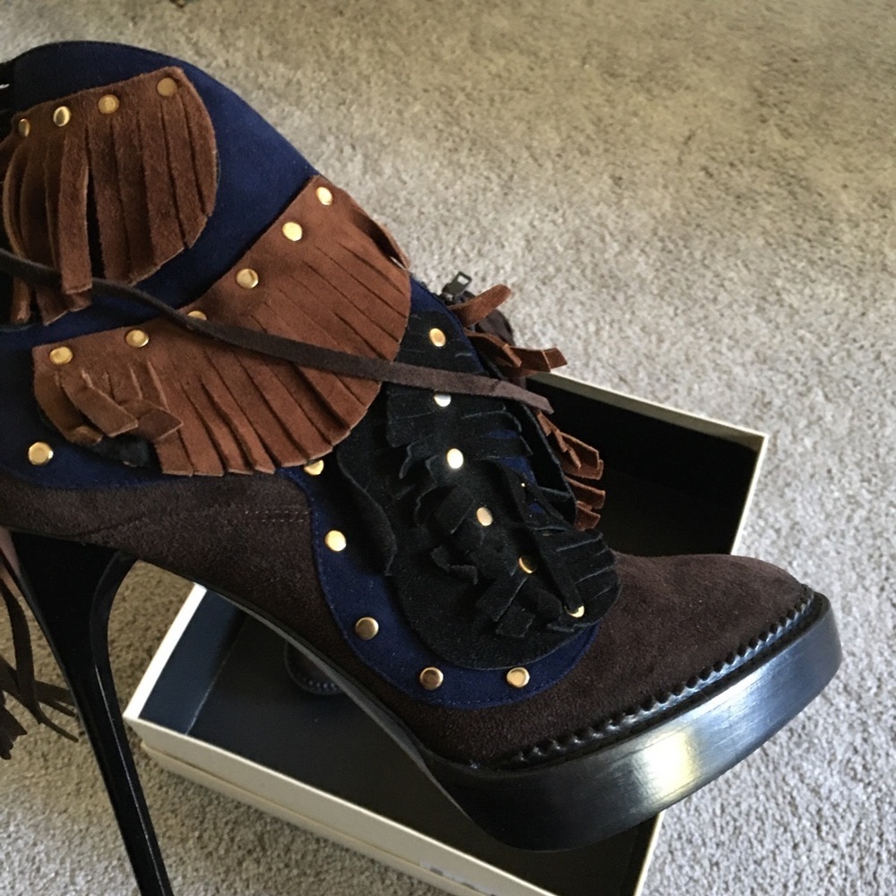 Burberry Runway Lilybell Bootie 37.5 IT 7.5 US